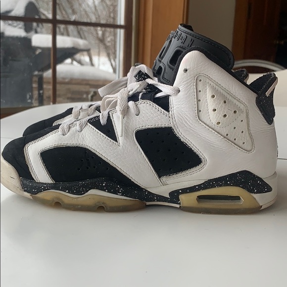 Jordan 6 Oreos - Picture 2 of 9